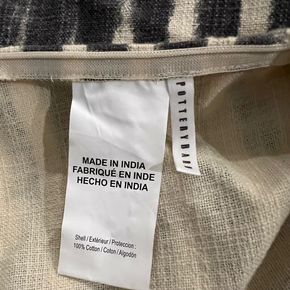 Pottery Barn 24” Shibori Pillow Cover (set of 2) - Picture 2 of 5